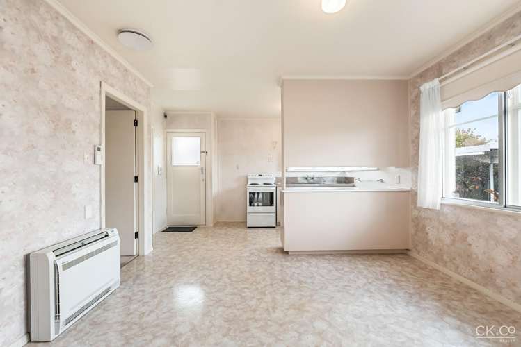 49B Shakespeare Avenue Trentham_8