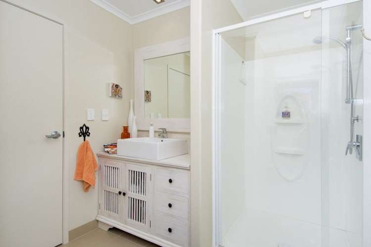 18 The Glade Papamoa_11