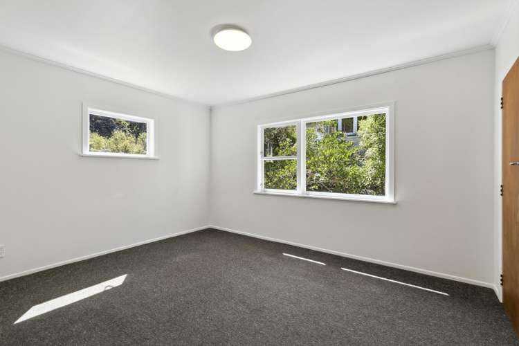 8 Cross Street Karori_10