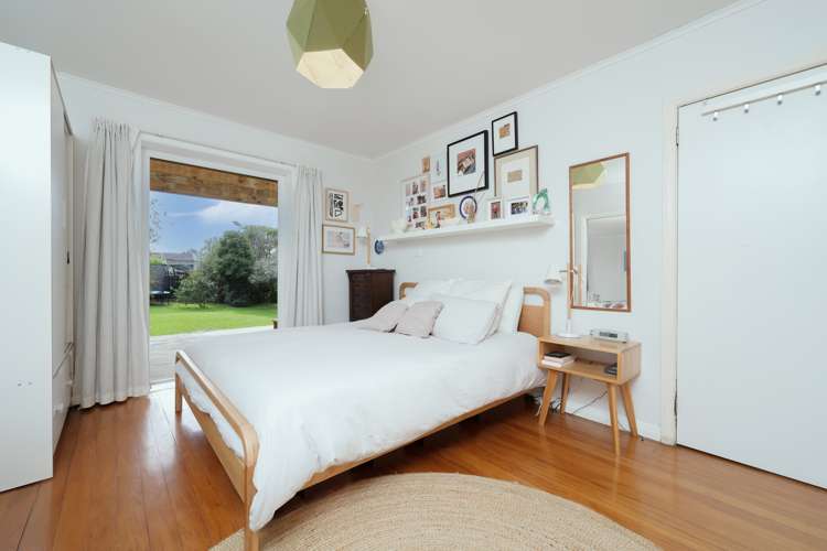 135 Seabrook Avenue New Lynn_12