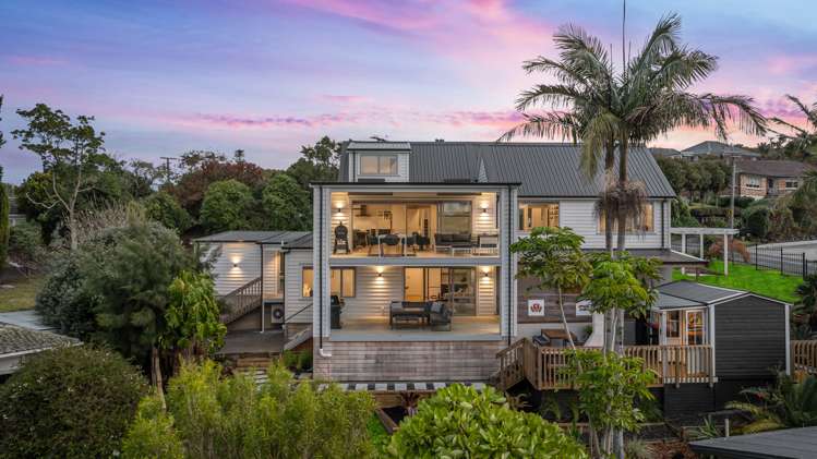 37 Glenfern Road Mellons Bay_40