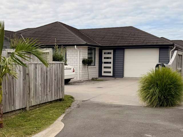 11 Hills View Drive Papamoa_1