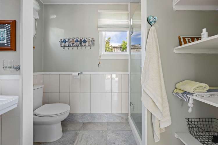 8 Percy Street Akaroa_19