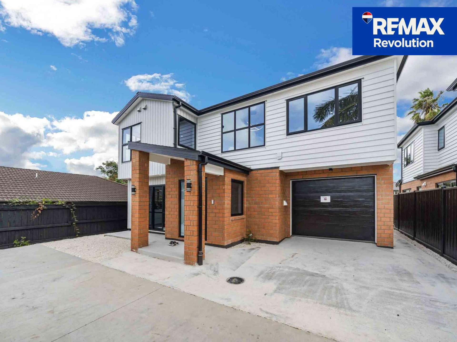 21B Blanes Road Weymouth_0