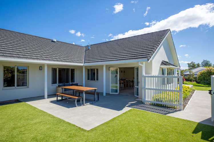 16 Ardilea Avenue Stoke_24