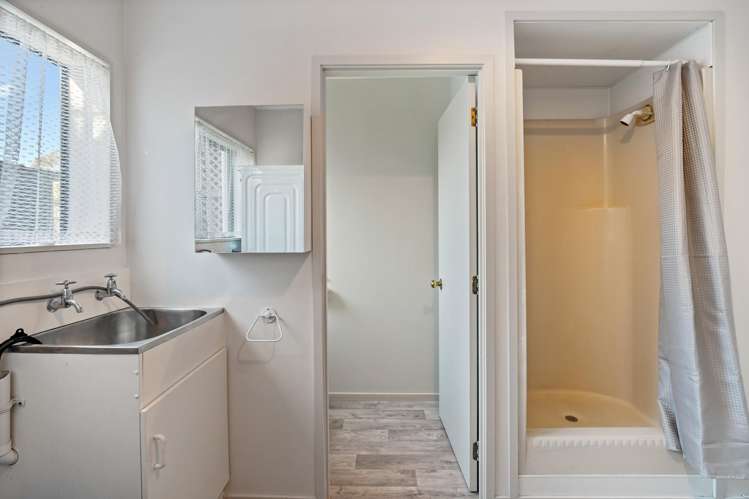 2/15 Dobell Road Stanmore Bay_20