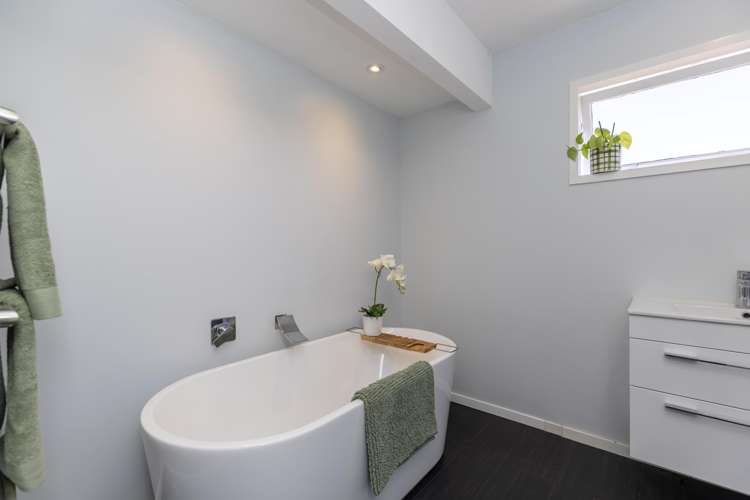 2 Bermuda Grove Paraparaumu Beach_17