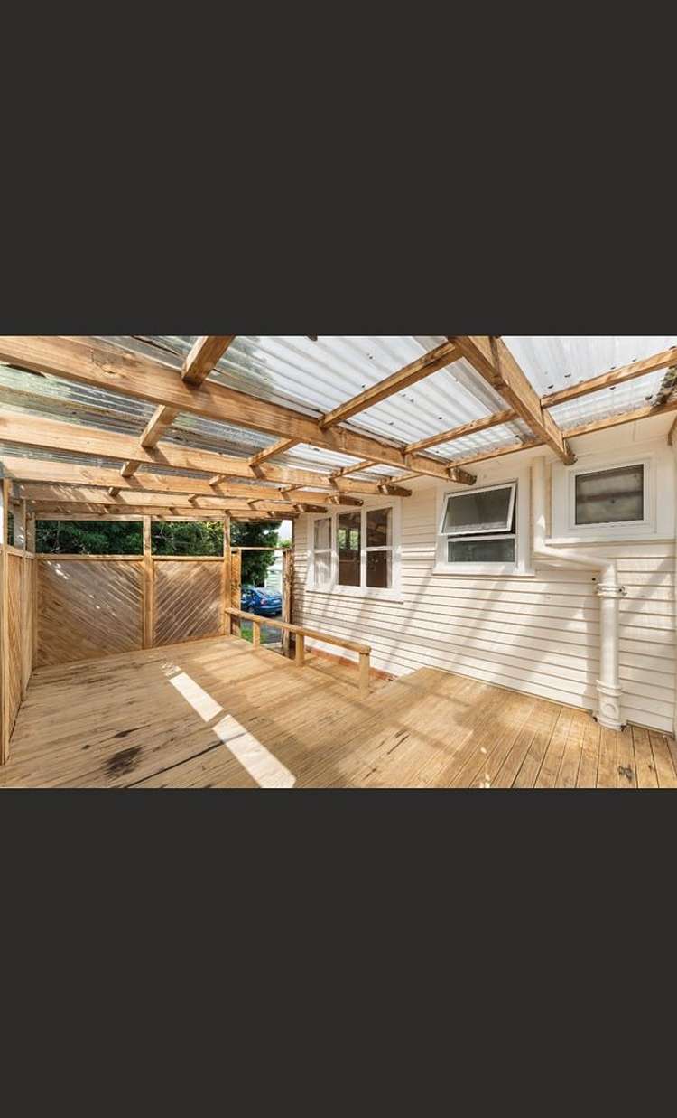 18 Bridge Avenue Te Atatu South_17