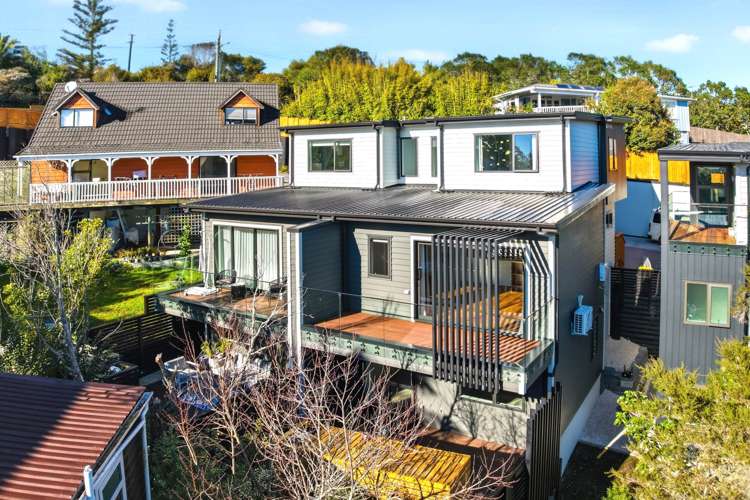 141B Browns Bay Road_3