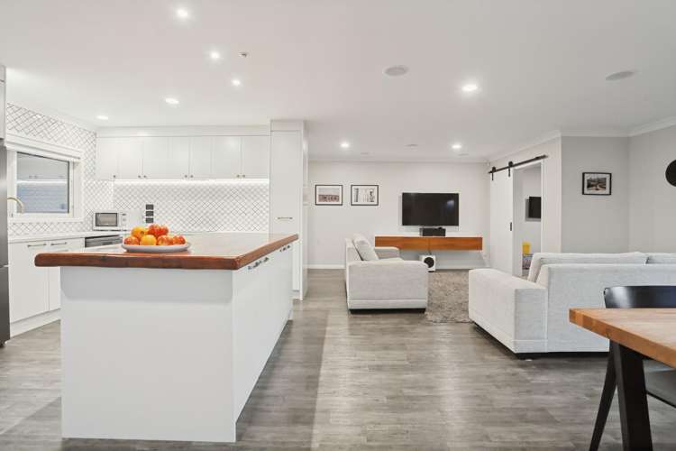 1 Aldermen Avenue Papamoa_6