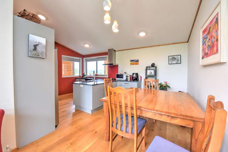 62 Bowmar Road Waimumu_10
