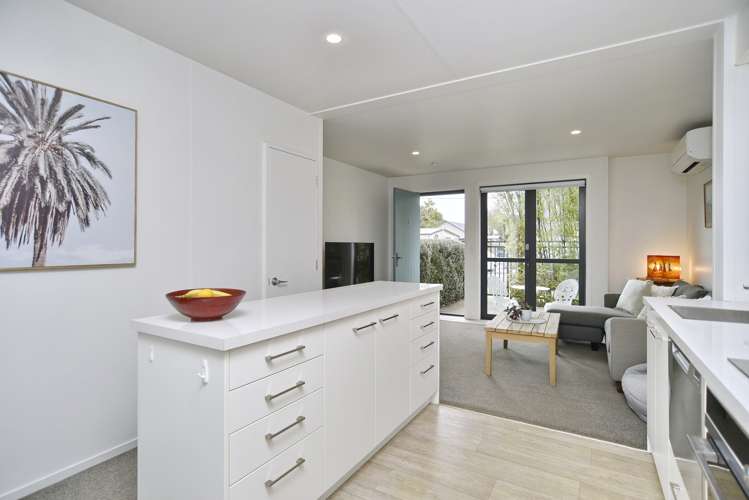 14/14 Buffon Street Waltham_5