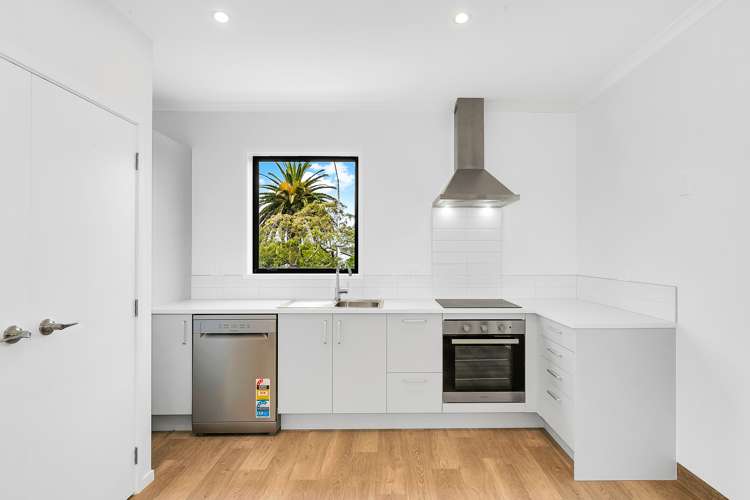 2/500 Te Atatu Road_5