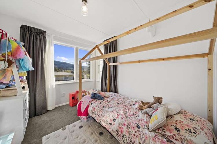 61 Petrie Street Wainuiomata_11