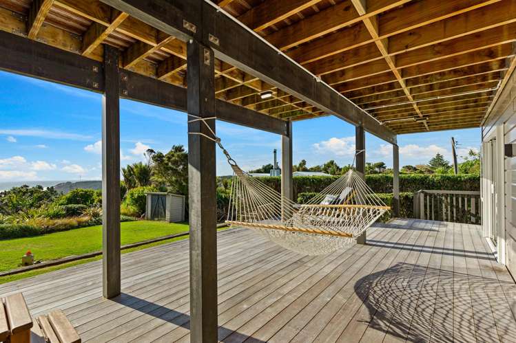 93 Oaia Road Muriwai_38