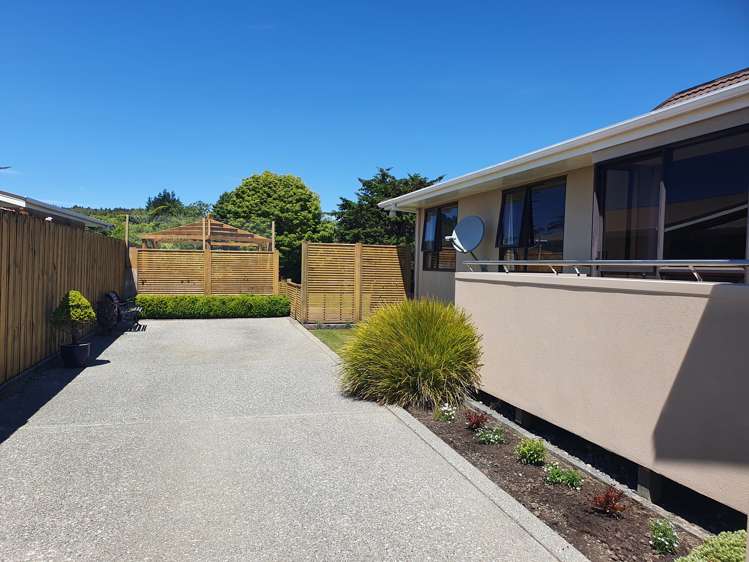 12 Gilbert Road Paroa_18