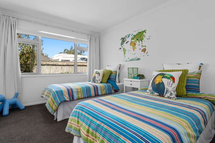 15 Dawn Parade Coastlands_15