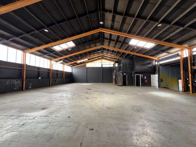 2/4 Gabador Place Mt Wellington_3