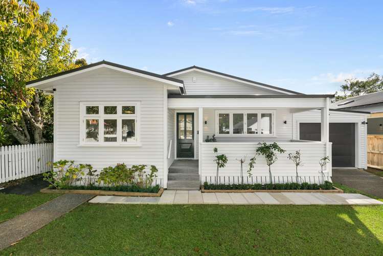 7 Huntingtree Avenue Sandringham_3
