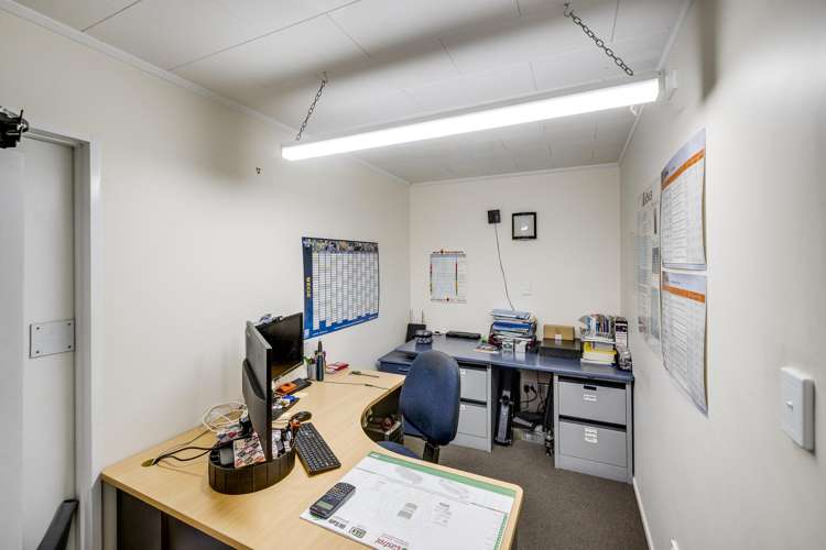 104 Niven Street Onekawa_15