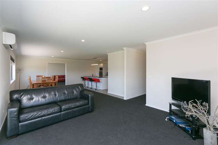 126 Pohutukawa Place Waiwhakaiho_16