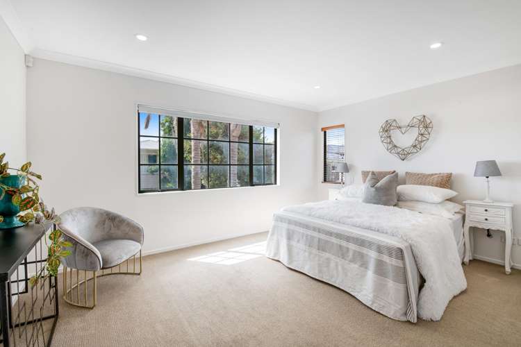 2/24 James Street Bayview_10