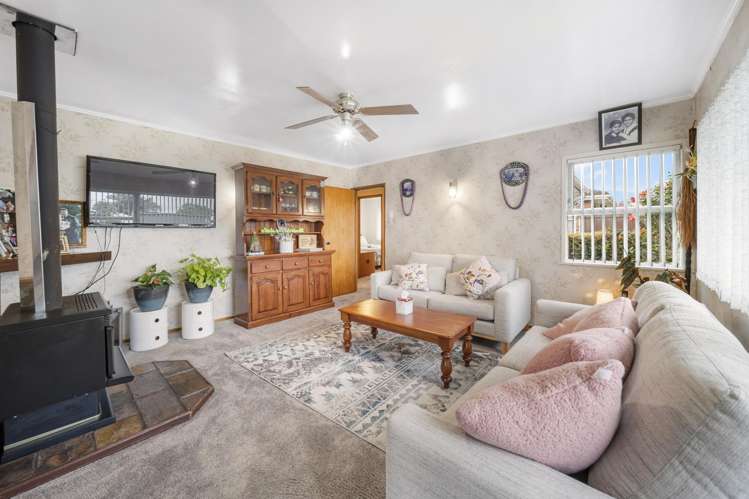 9 Manston Road Mangere_7