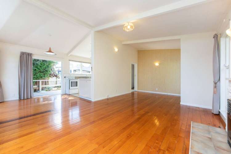 33 Chorley Avenue Massey_5