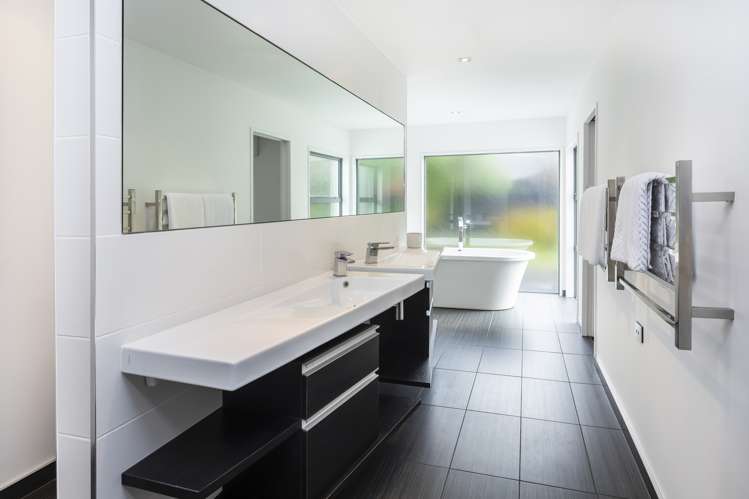 107 Gardiners Road Harewood_19