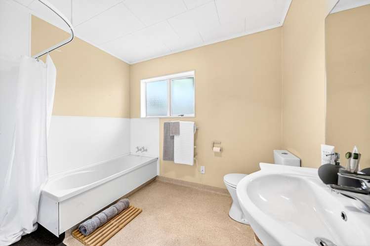 8 Hogg Crescent Masterton_11