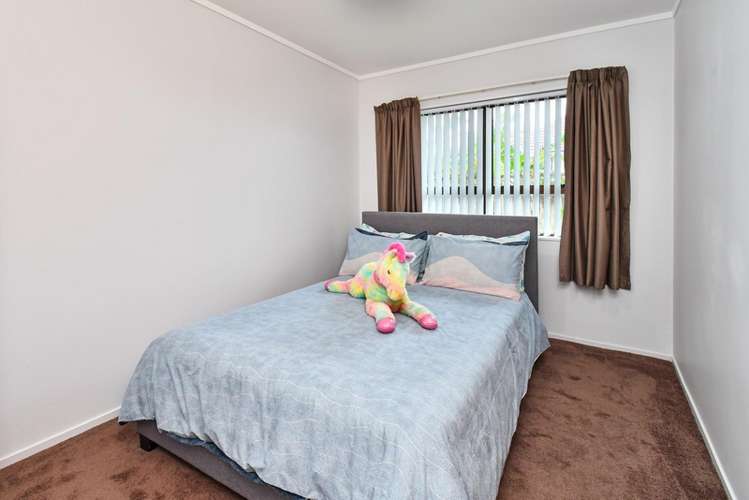 2/24 Grove Road Papakura_8