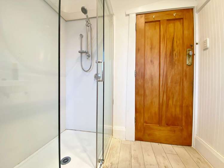 10 Strauss Pl Somerfield_14