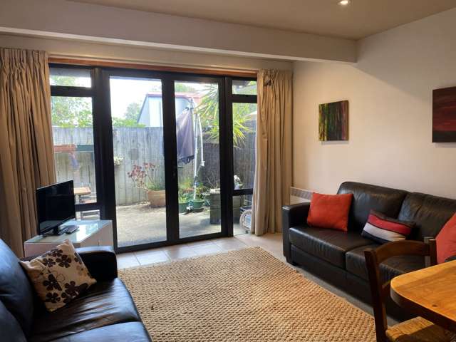 18/2a Hillsbrook Place 10484_2