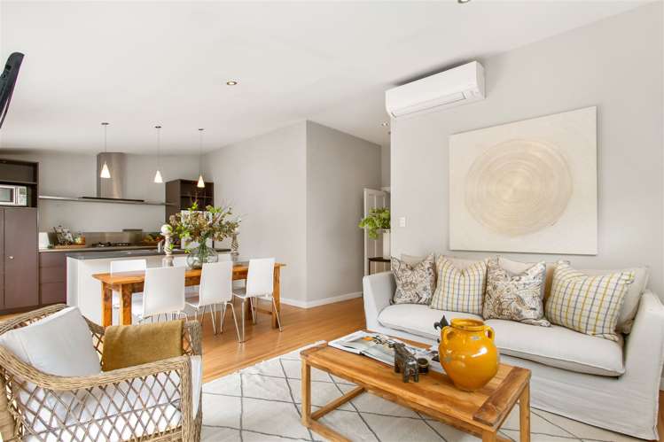 216 Springfield Road Saint Albans_6