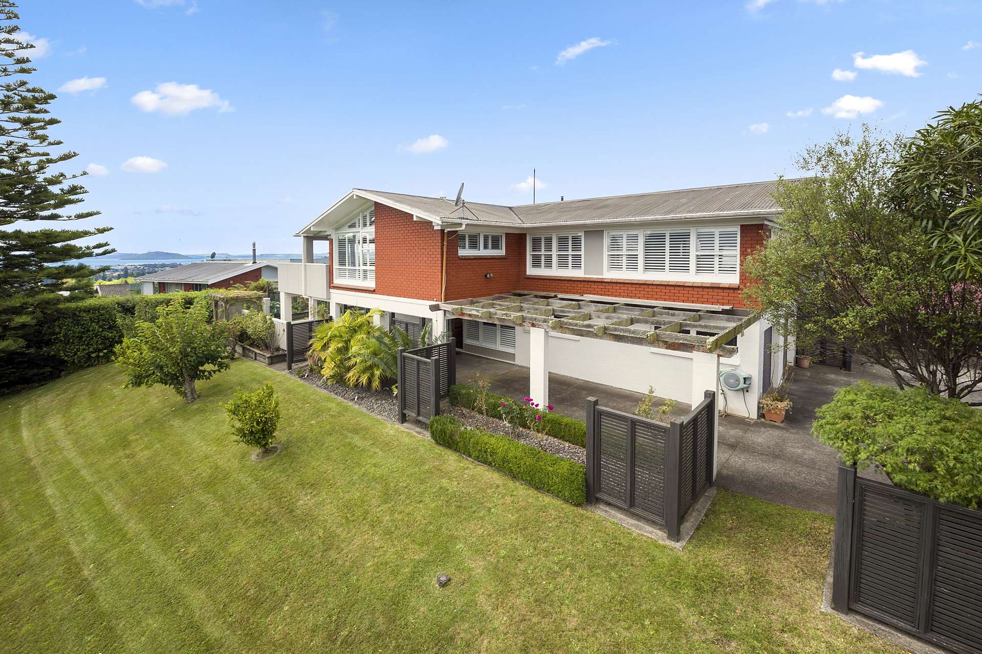 25 Kerswell Terrace Tihiotonga_0