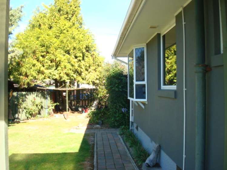 43 Maunsell Street Woolston_13