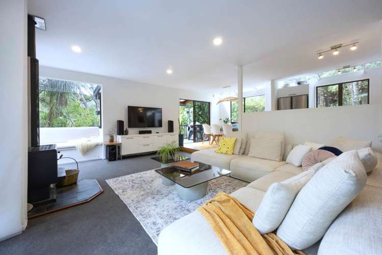 156 Laingholm Drive_3