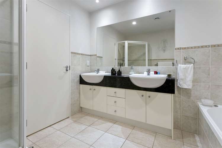 3g/175 Hurstmere Road Takapuna_12