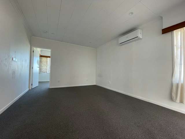 350 Hillsborough Road Mt Roskill_1