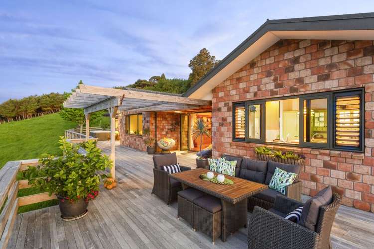 1489 Weranui Road Wainui_30