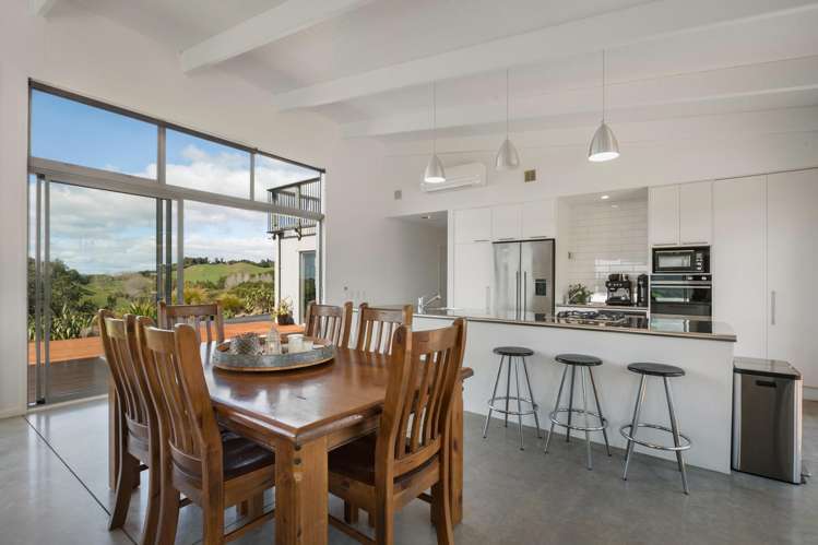 451 Woodlands Road_4