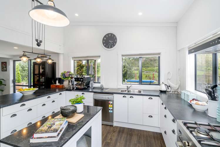 69b Hodge Road Coroglen_19