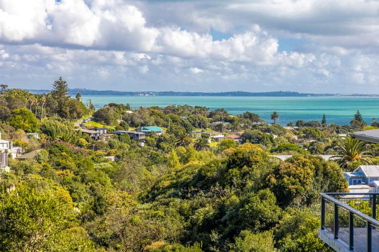 28c Beatty Parade Surfdale_24