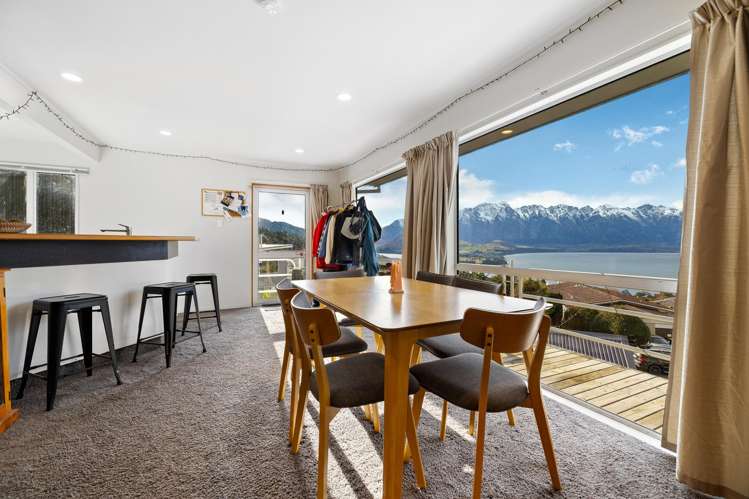 32 Avalon Crescent Fernhill/Sunshine Bay_3