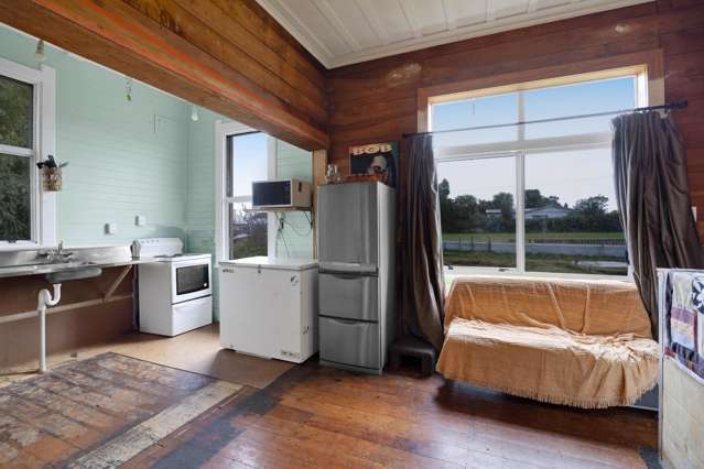 62-64 Patu-kukupa Street Manaia_3