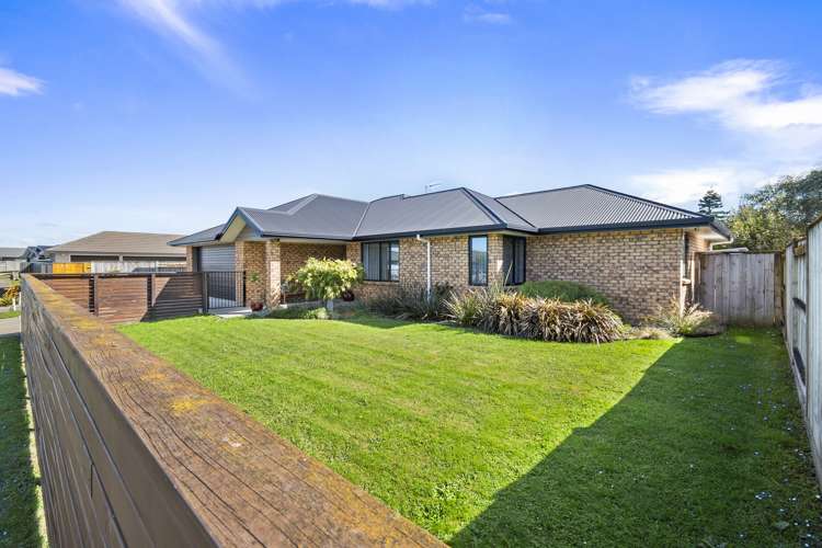 16 Chestnut Close Kelvin Grove_23