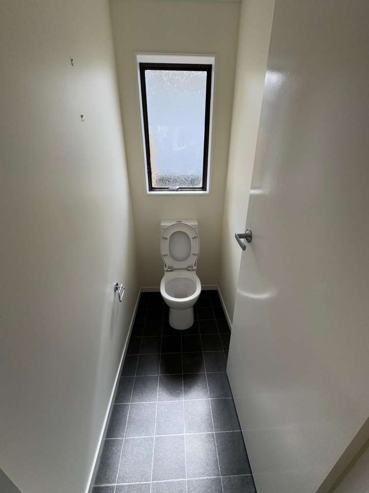 7 Westra View Tawa_16