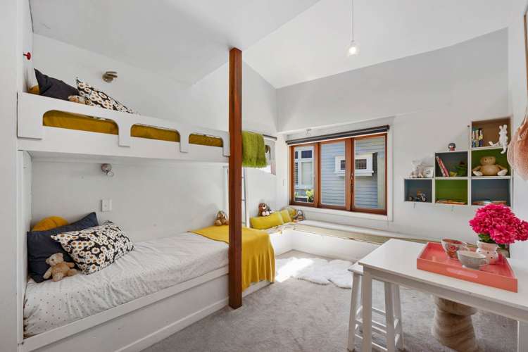 107 Vauxhall Road Narrow Neck_11