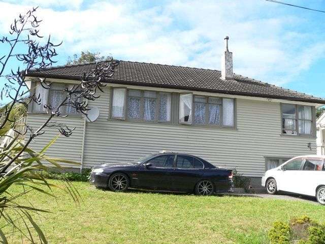 52 Champion Street Porirua East_4