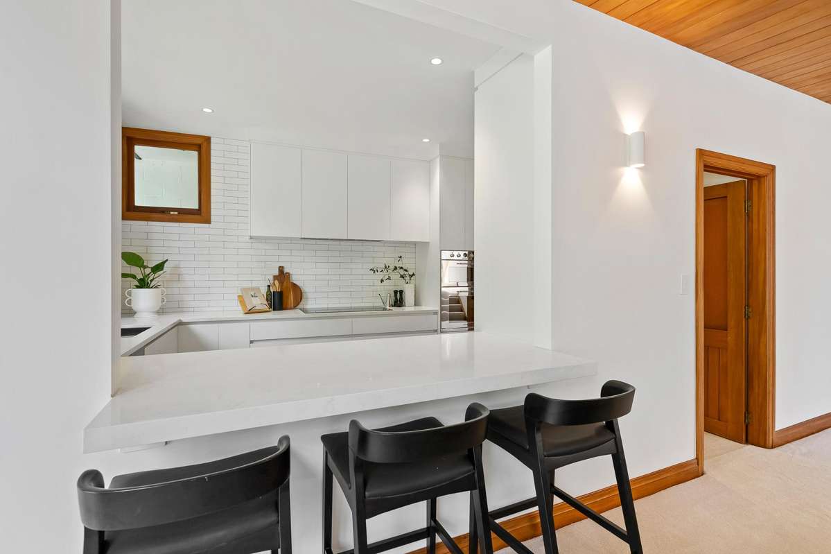 2/39 St Georges Bay Road_1